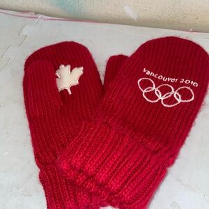 2010 Olympic Games Winter Mittens size M
